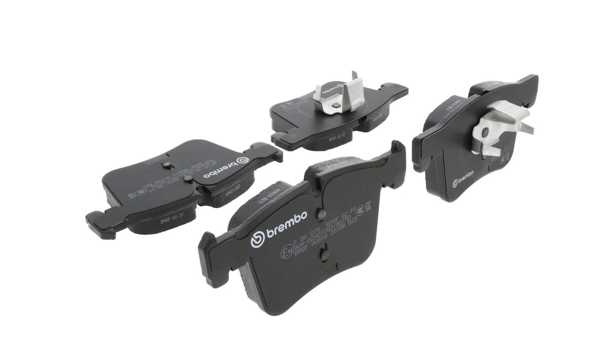 PRIME Low-Met Front Disc Brake Pad Set - P06075_13