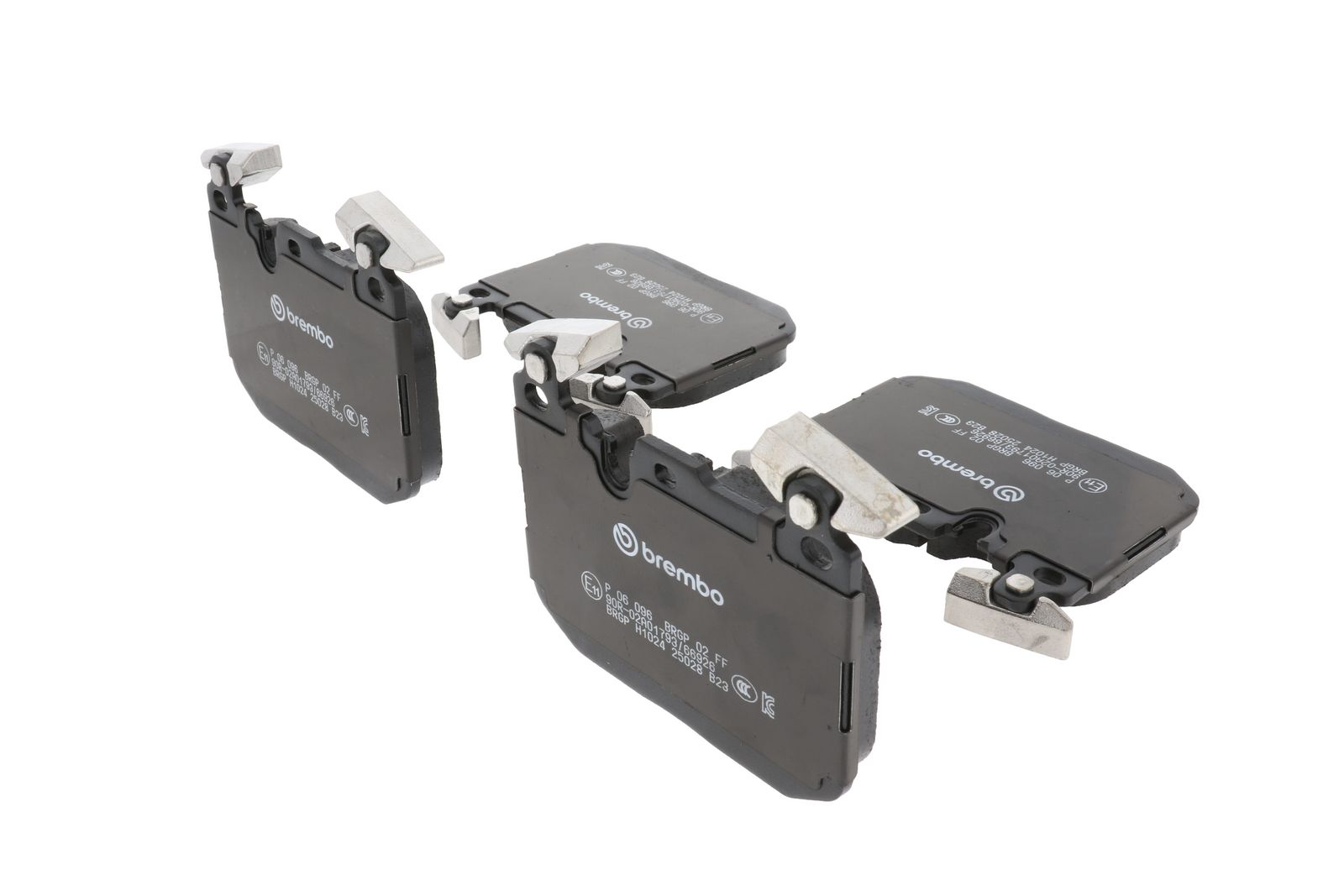PRIME Low-Met Front Disc Brake Pad Set - P06096_18