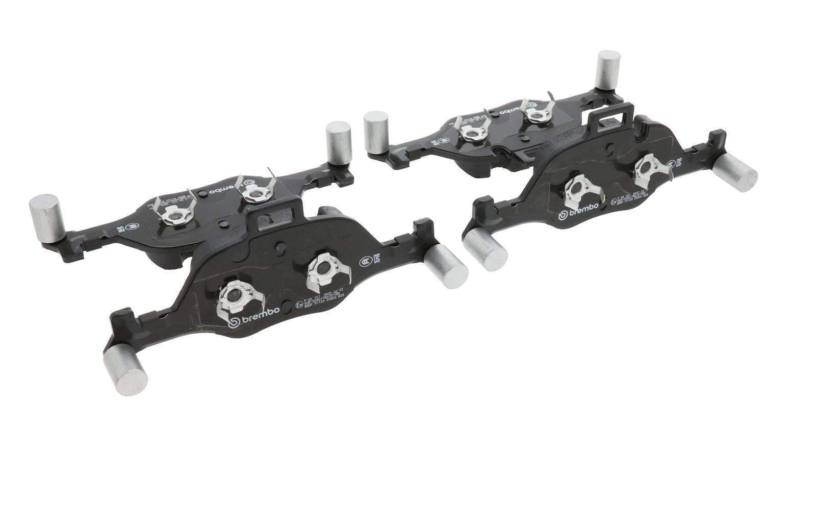 PRIME Low-Met Front Disc Brake Pad Set - P06107_13