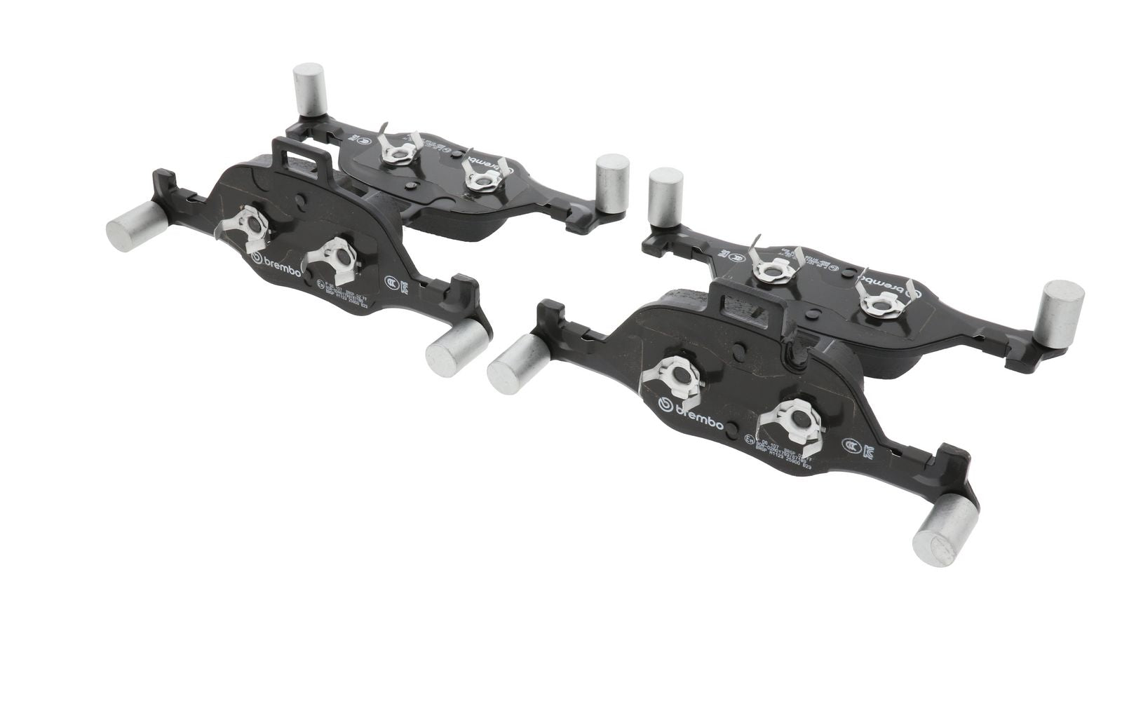 PRIME Low-Met Front Disc Brake Pad Set - P06107_17