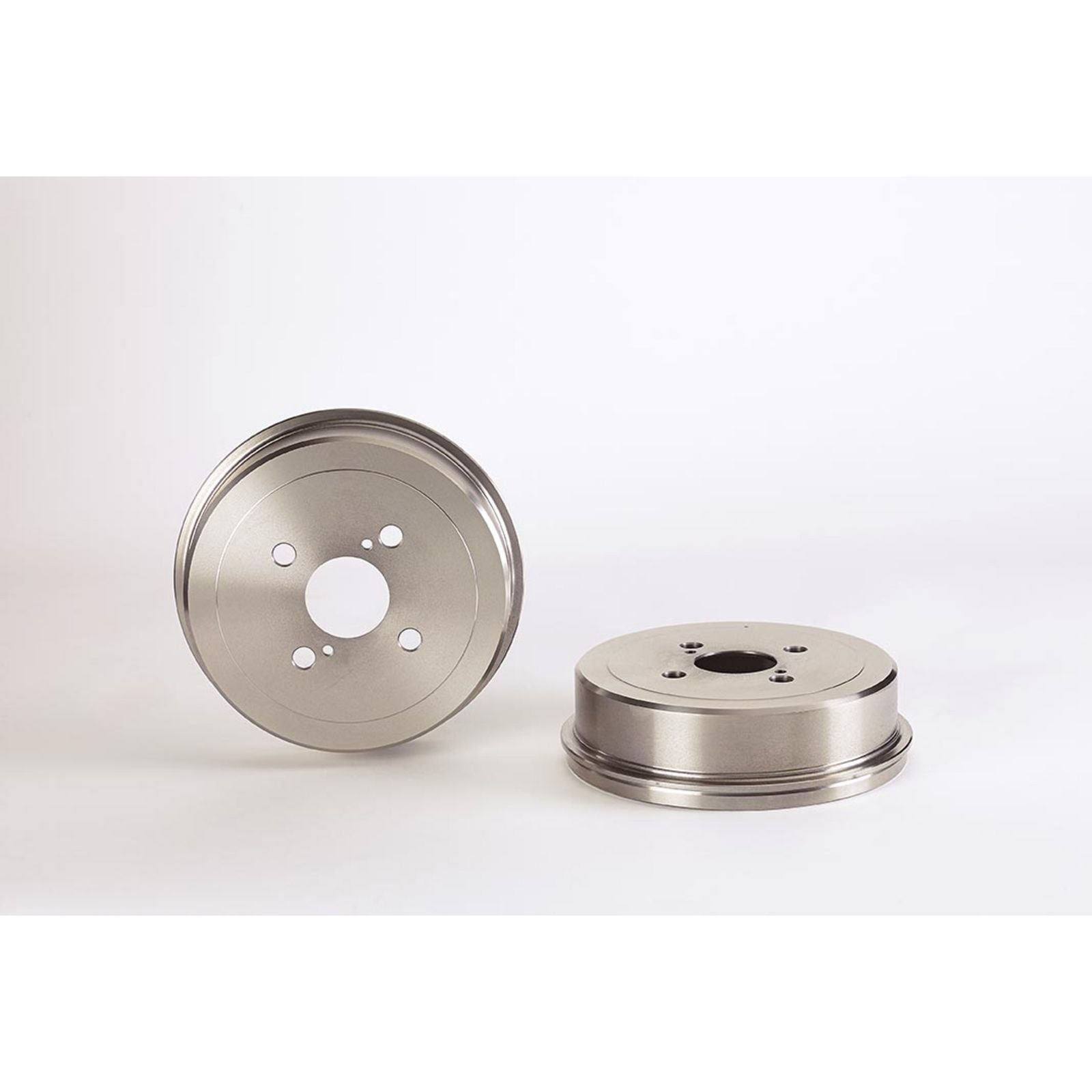 ESSENTIAL Rear Brake Drum - 14.5815.10_01