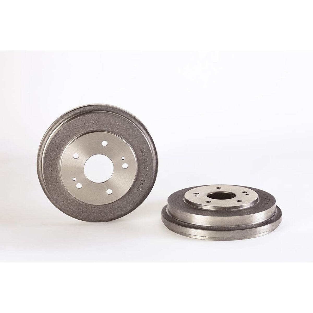 ESSENTIAL Rear Brake Drum - 14.7739.10_01